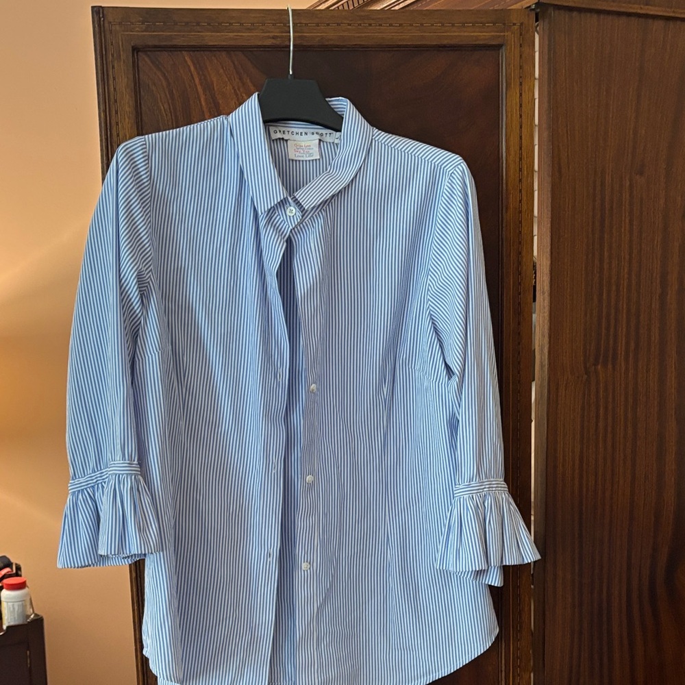 Gretchen Scott Blue and White Striped Ruffle Sleeve Button-Down size L